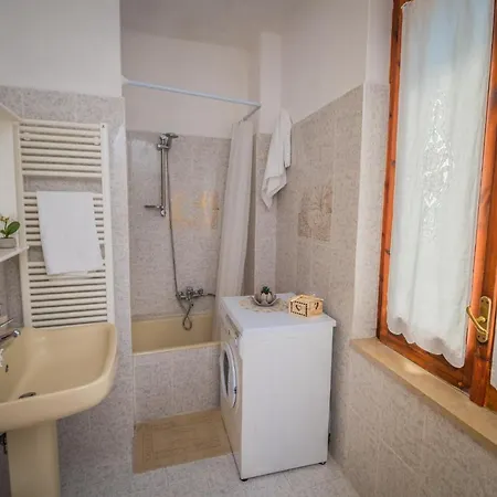 La Di Enzo Con Vista Mare