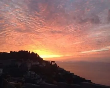 La Di Enzo Con Vista Mare