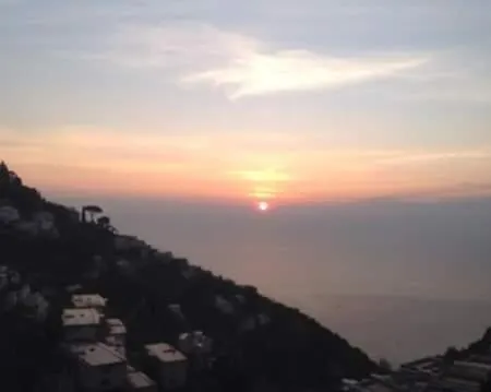 La Di Enzo Con Vista Mare * Амальфи