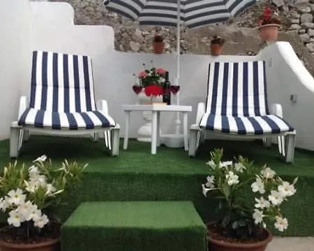 La Di Enzo Con Vista Mare