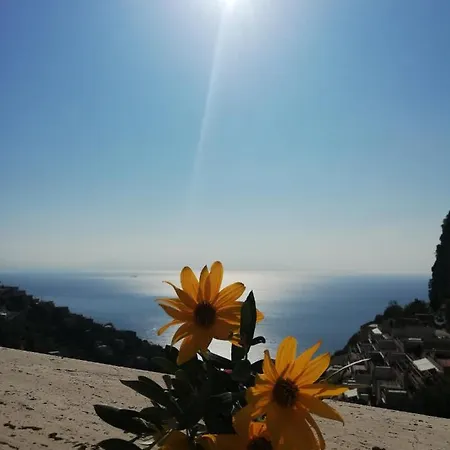 Lägenhet La Di Enzo Con Vista Mare Amalfi