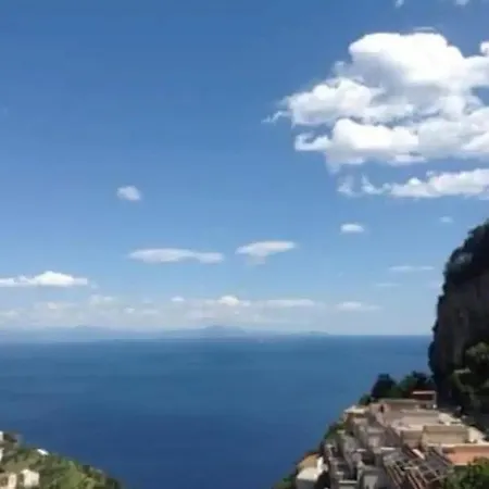 La Di Enzo Con Vista Mare Apartment *