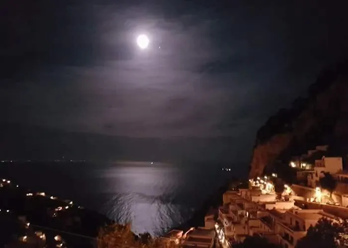 La Di Enzo Con Vista Mare * أمالفي