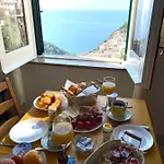 La Di Enzo Con Vista Mare Амальфі